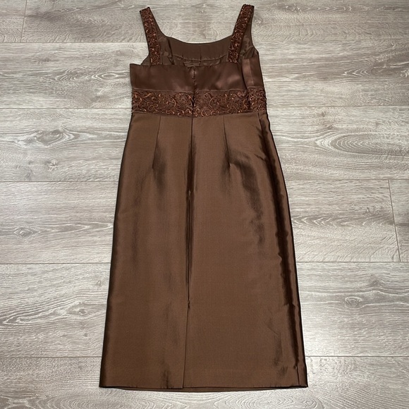 Adrianna Papell Occasions Dress with Jacket Silk Embroidered Beaded Brown 2 - Picture 16 of 16